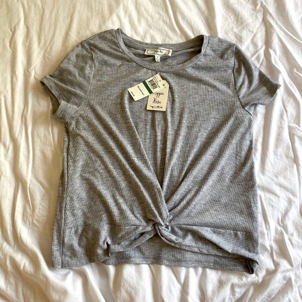 Hippie Rose Women’s Grey top